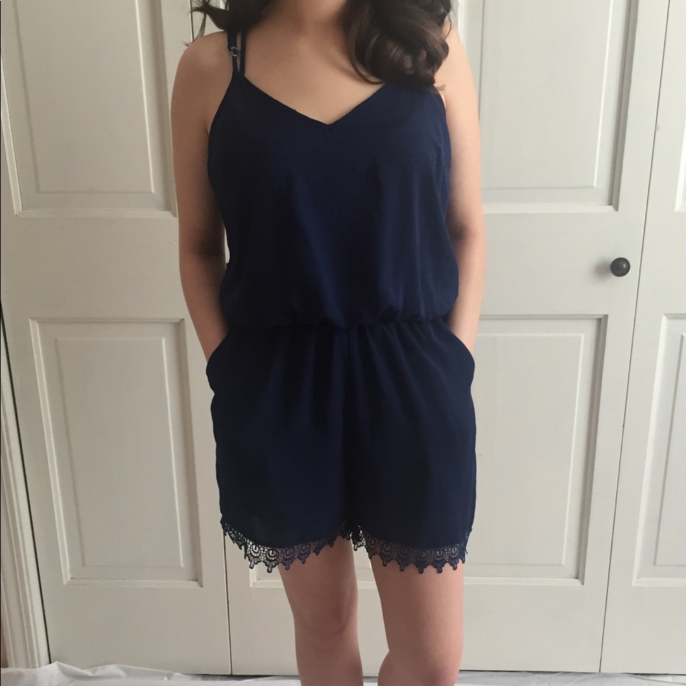 💙 ADORABLE NAVY ROMPER 💙